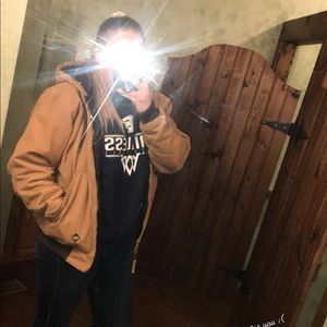 Meet your Posher, Hunter